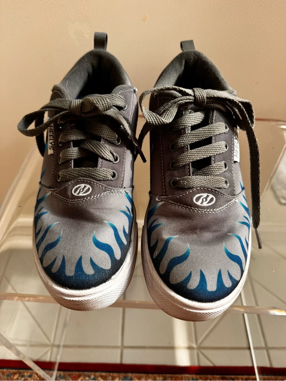 Heelys Gray Sneakers with Blue Flame Pattern